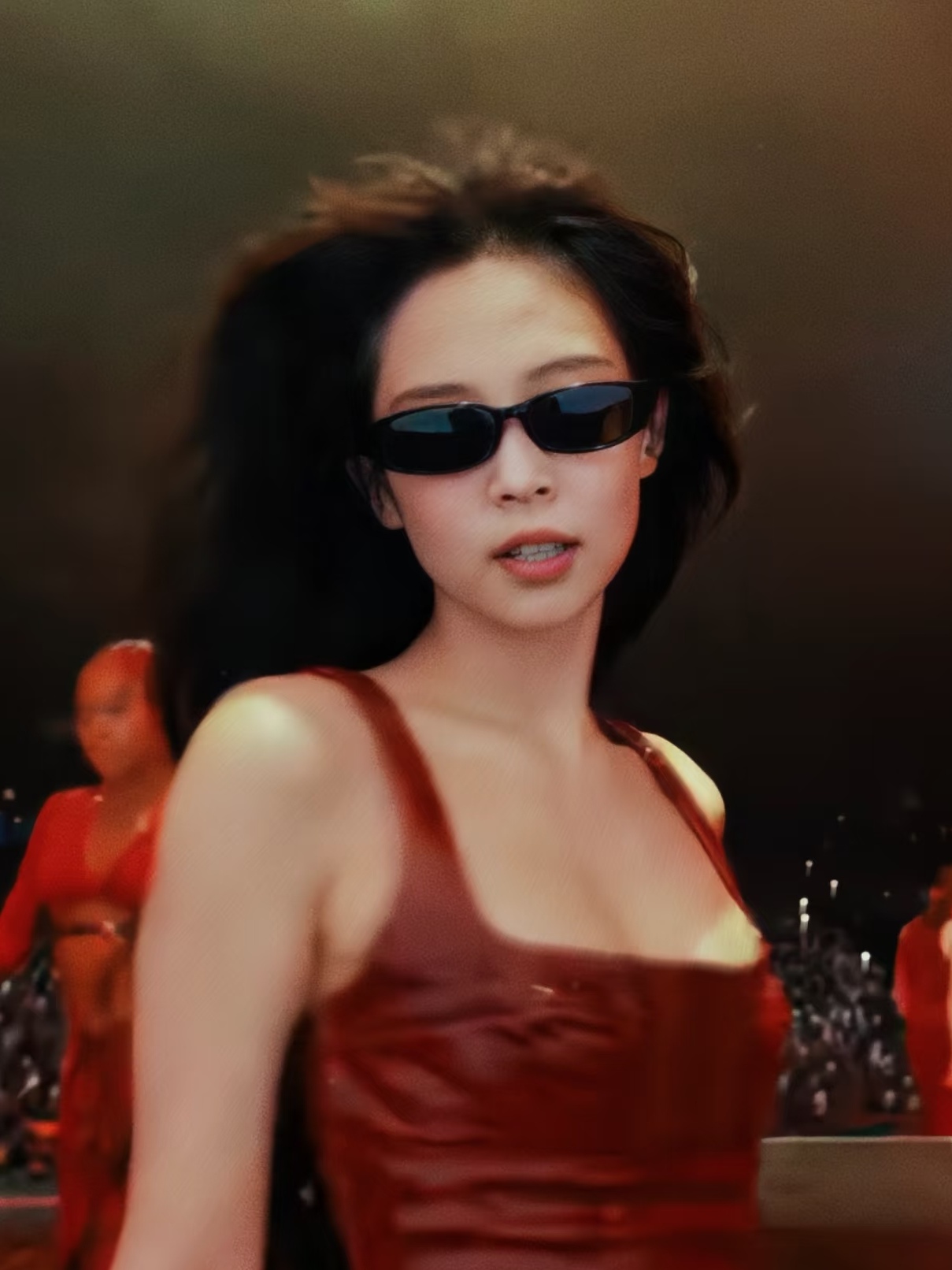Jennie Concert Vintage Small F - Street Fashion Pose ulasan dan harga