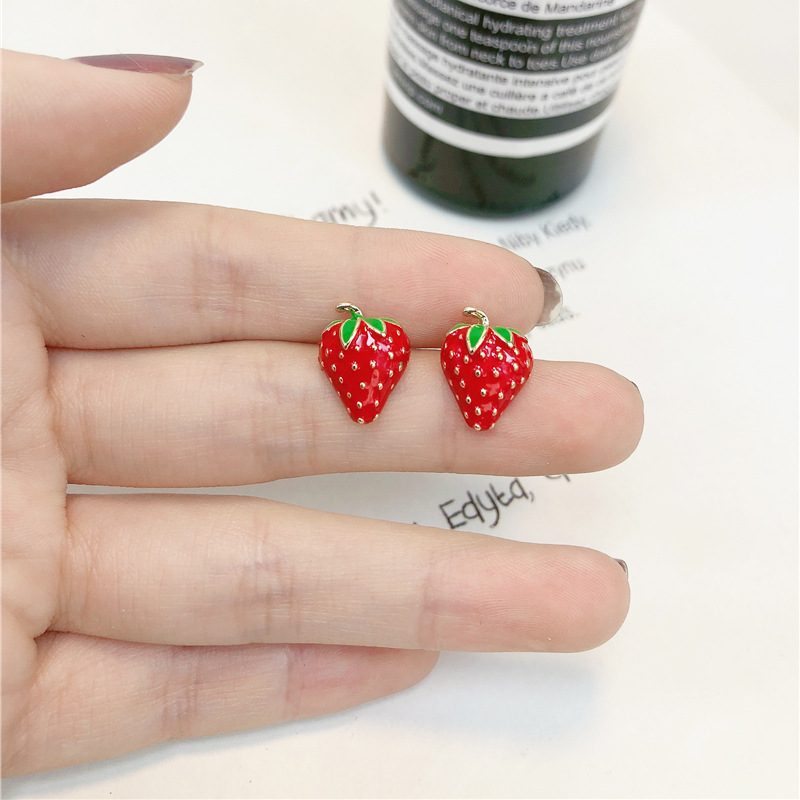 Acrylic Strawberry Earrings Fa - Street Fashion Earrings ulasan dan harga